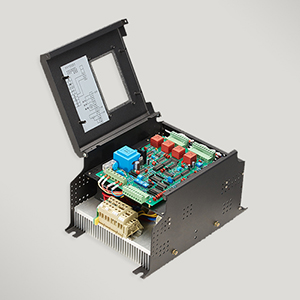 ZKS-1.1KW~7.5KW-DC±0-180V可逆性直流電機調(diào)速