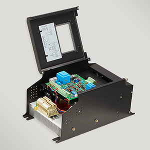 ZKS-1.1KW~7.5KW-DC0-180V隔離型機芯